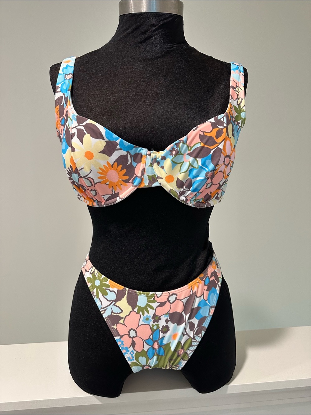 Floral Underwire Bikini Set in Pastel Multi